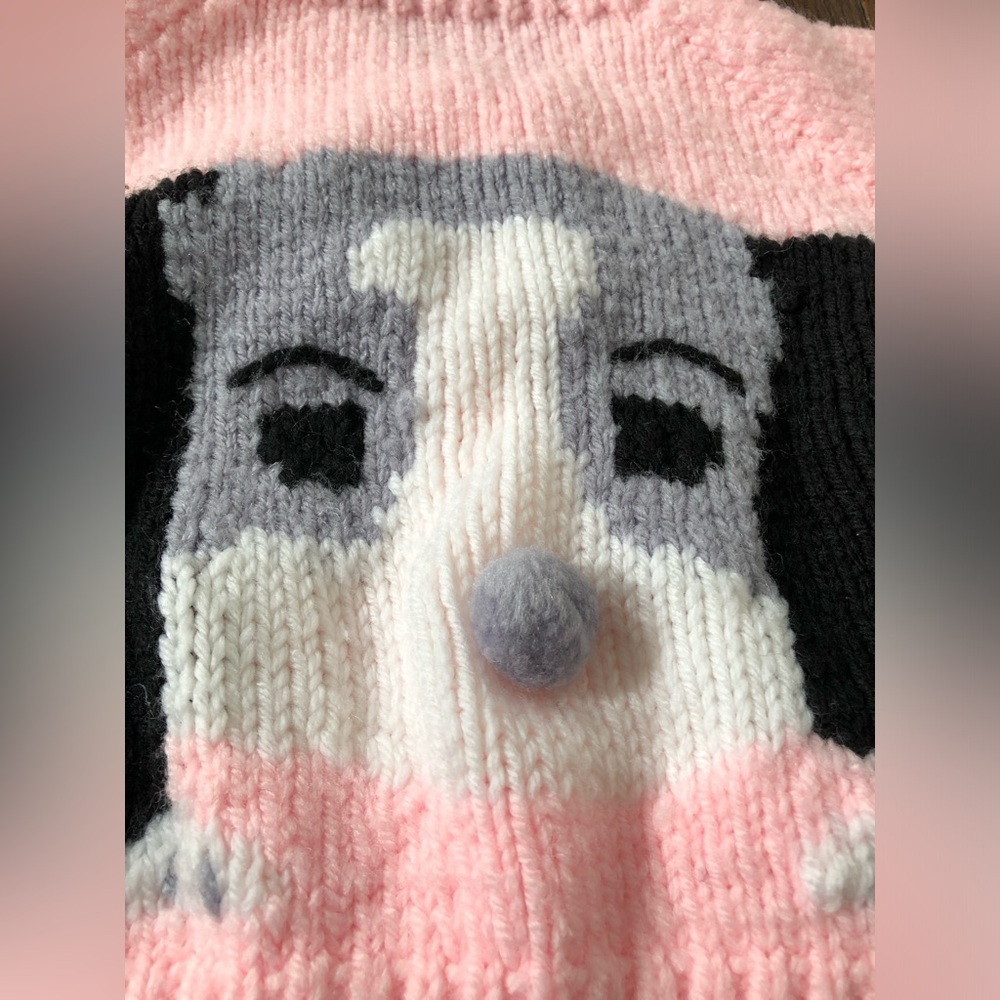 Vintage Girls 2-3Y Light Pink/White Handmade Crocheted Sweater w/Dog on Back - Picture 9 of 9